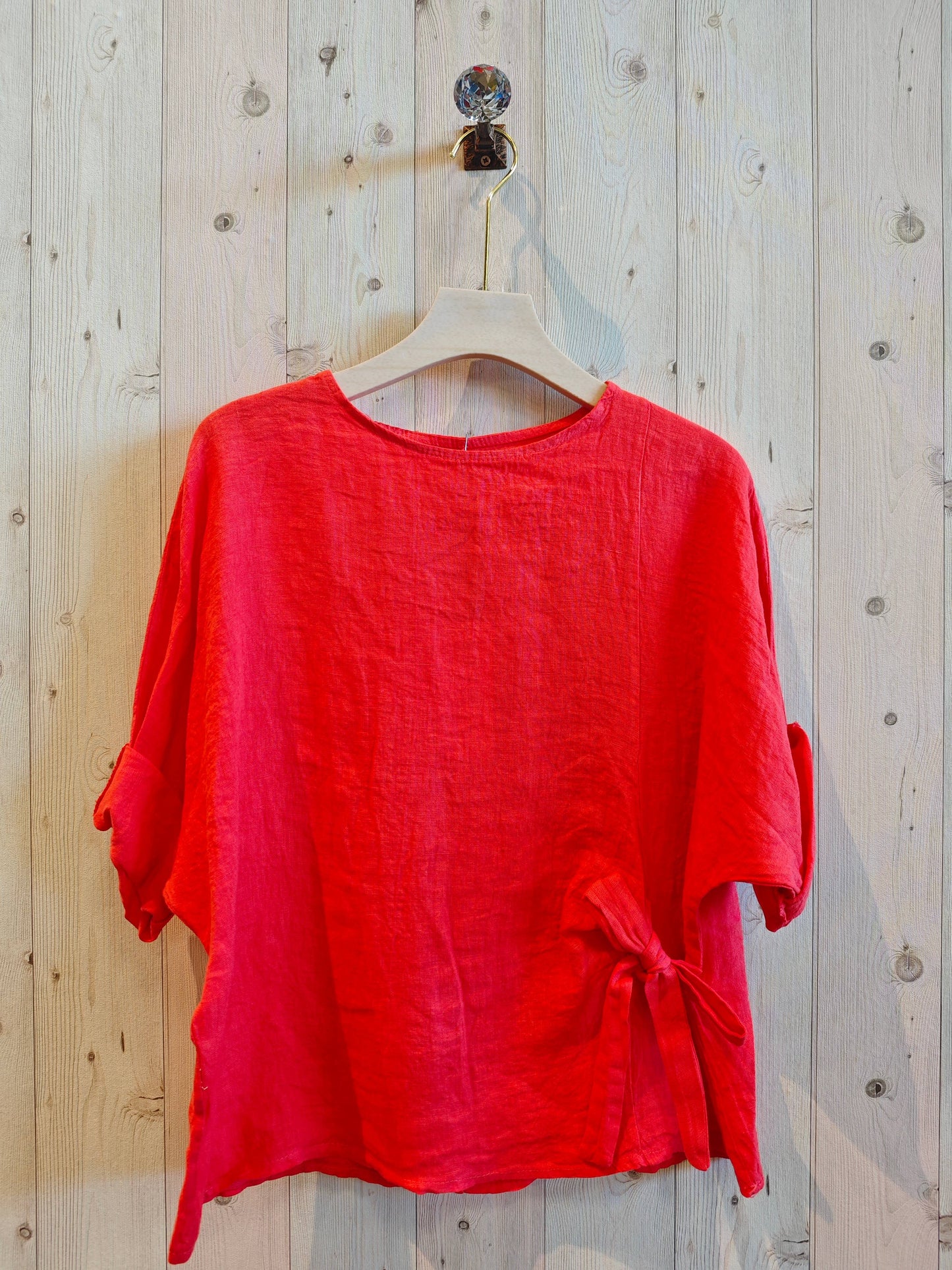 Blus m. Rosett - 100% Linne : Korall