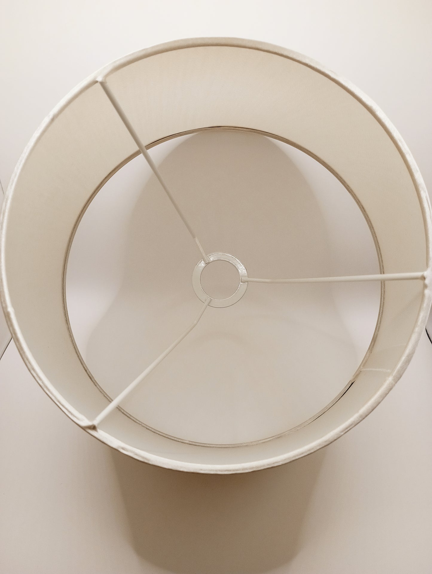 Stor lampskärm, guld - rund, ø 25 cm