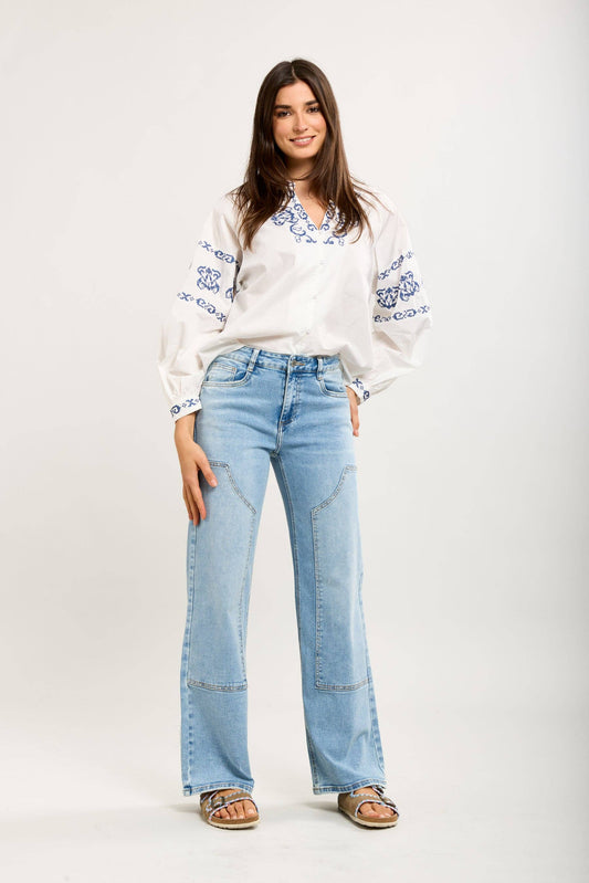 Jeans i stretch med strass-sömmar: Ljusblå