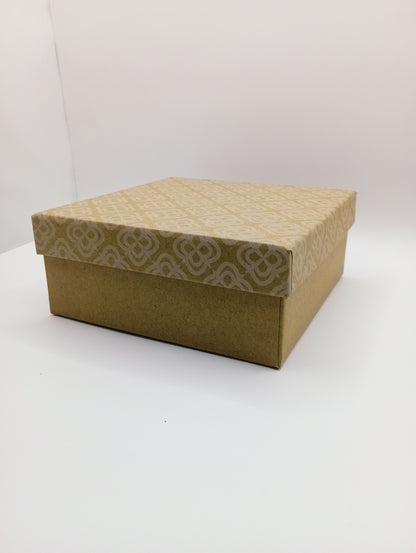Presentbox i kraftpapper - olika storlekar