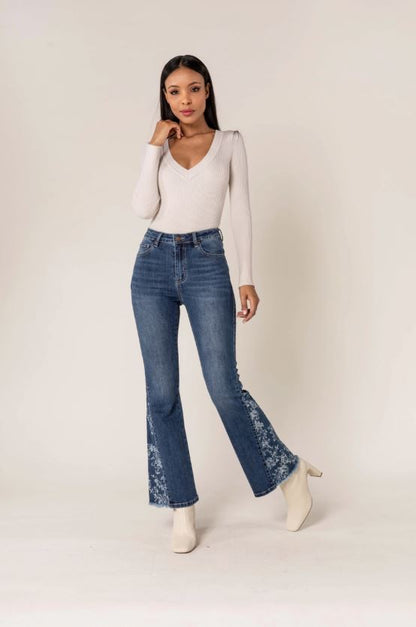 Bootcut Jeans med blommigt tryck