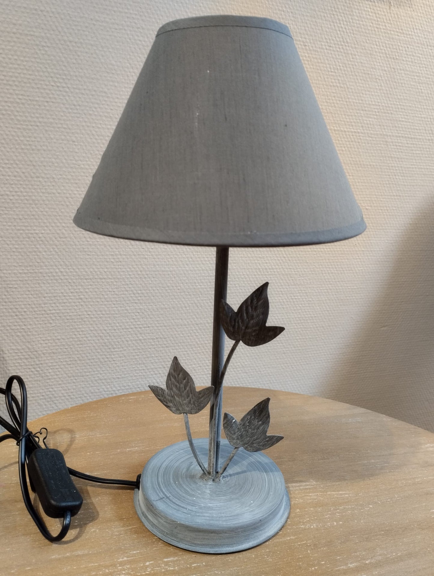 Lampfot Löv - Grå - 28cm
