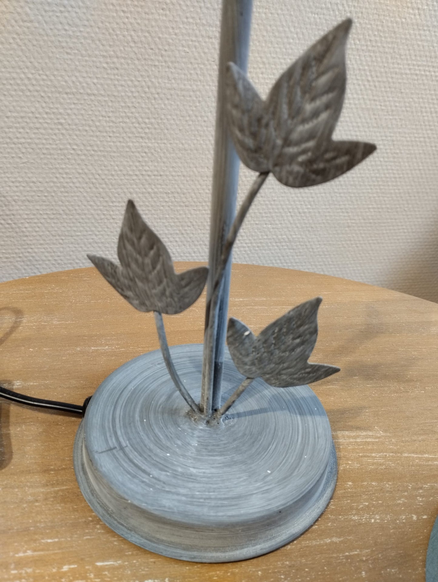 Lampfot Löv - Grå - 28cm