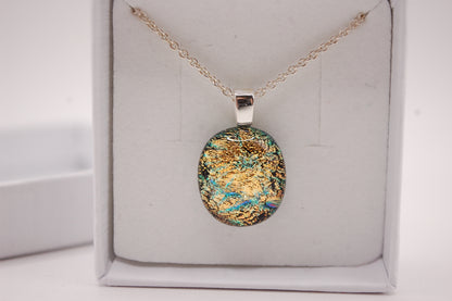 Halskedja - Litet Glashänge - Dichroic Glas - Gul / Grön - Silver