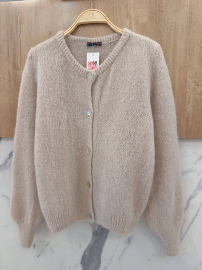 Kofta i kidmohair & ull med rund hals: Beige