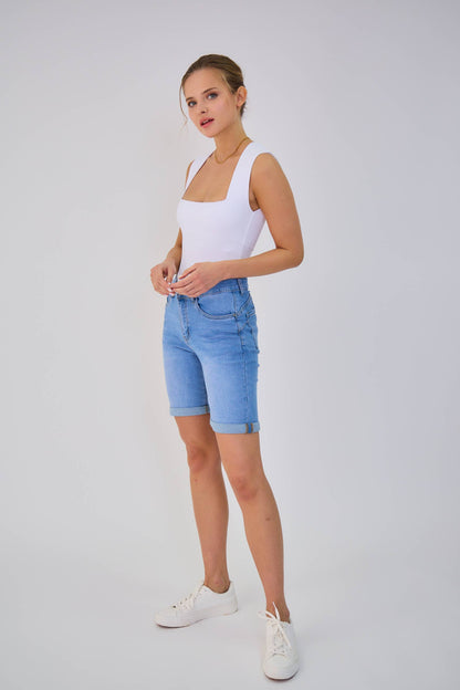 Jeansshorts ”Talya” (Push-up): Ljusblå