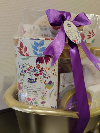 Presentset Provence Lily & Freesia - Klassiskt lavendelbadkar