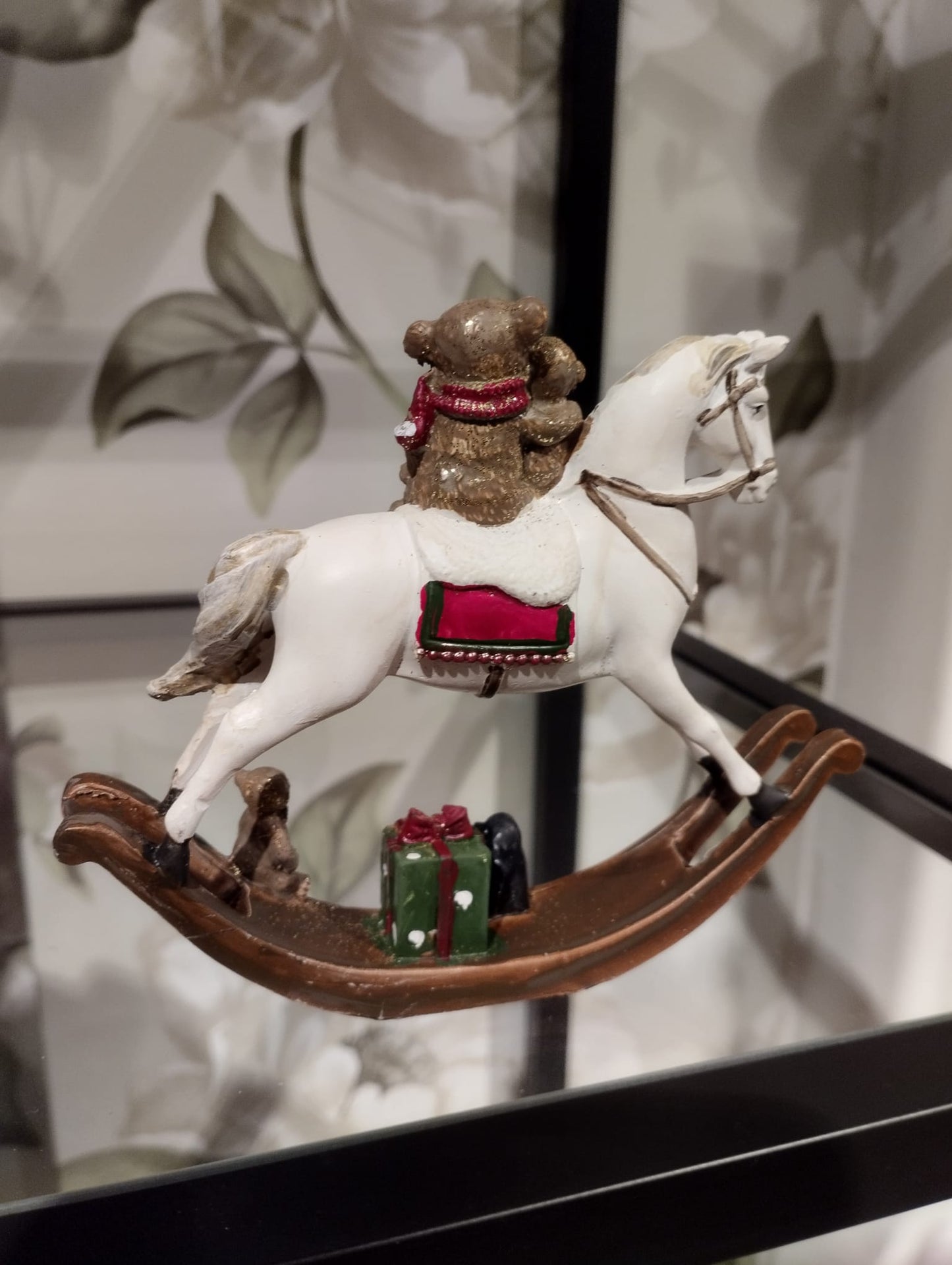 Gyngehest med glimmer - juledekoration