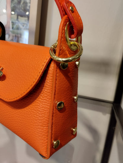 Handväska i orange - Äkta läder - Tillverkad i Italien