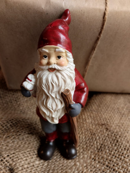 Tomte med paket - 14cm