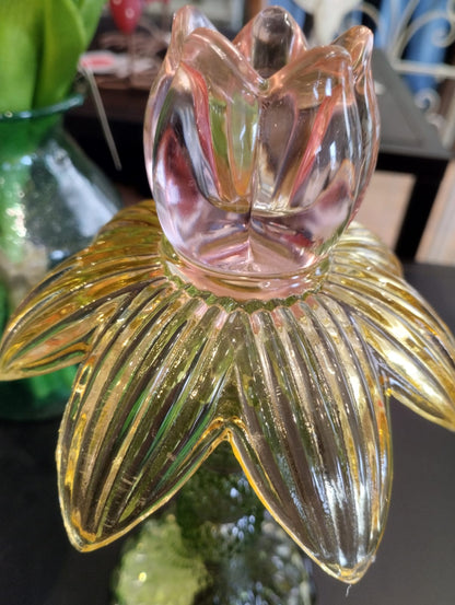 Ljusstake Tulpan i glas, gul/grön/rosa (B/H/D) 11 × 20 × 11 cm