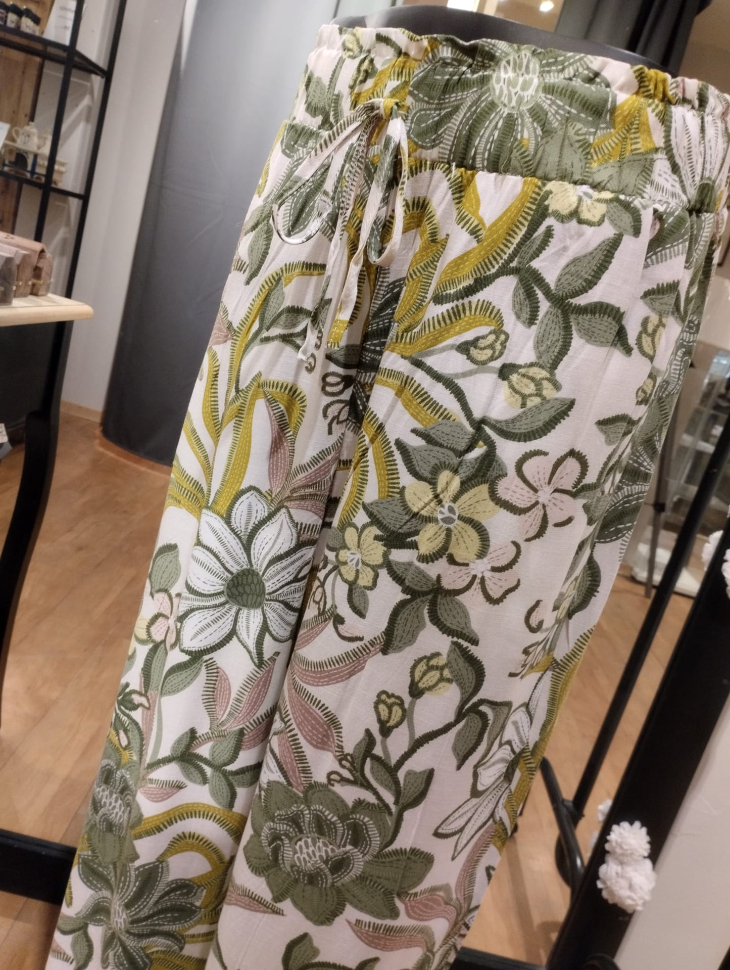 Layla blommiga byxor med fickor - Grön - XL/XXL
