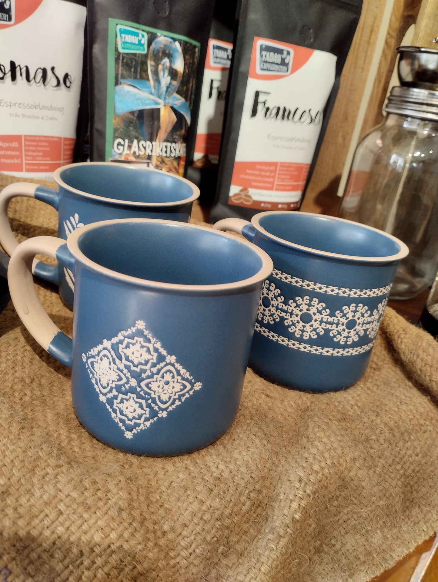 Mugg - Blå Vit - med Dekor
