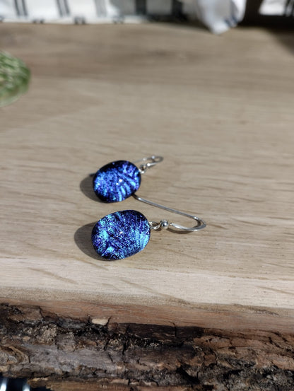 Par Örhängen - Dichroic Glas - Mörkblå - Silver - Marianne Degener