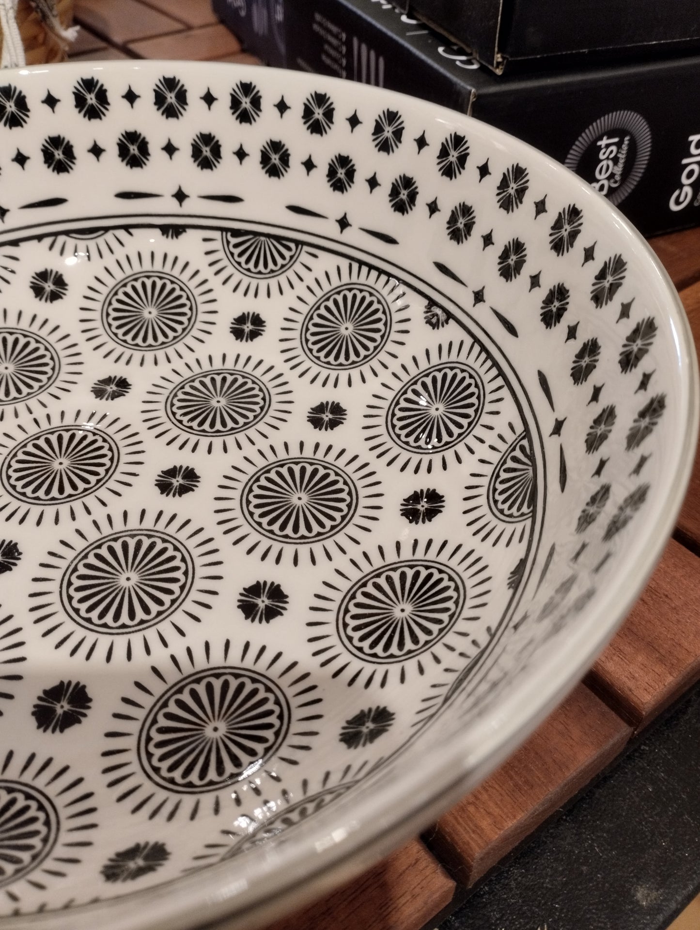 Serveringsskål - Sort - Stor salatskål - Diameter 24cm